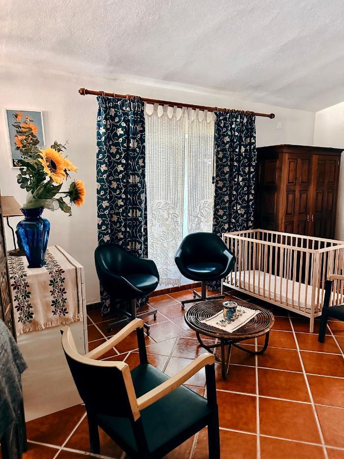 Villa Casa Girassol With A Beautiful Private Pool And Garden Sintra Esterno foto